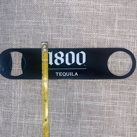 1800 tequila bottles opener see pictures for measurements - Picture 4 of 5